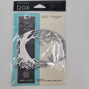 Memory Box SLEEPY HOLLOW Oval Frame Steel Craft Die Cut NEW